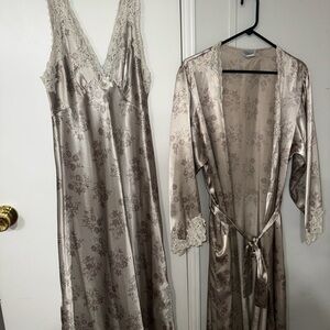 Vintage Etienne Slip Dress & Robe Set 80's/90's Lingerie